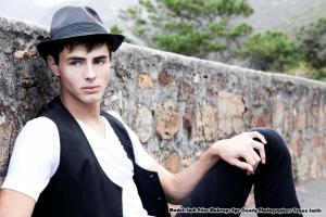 553358_421712071175583_1132398010_n